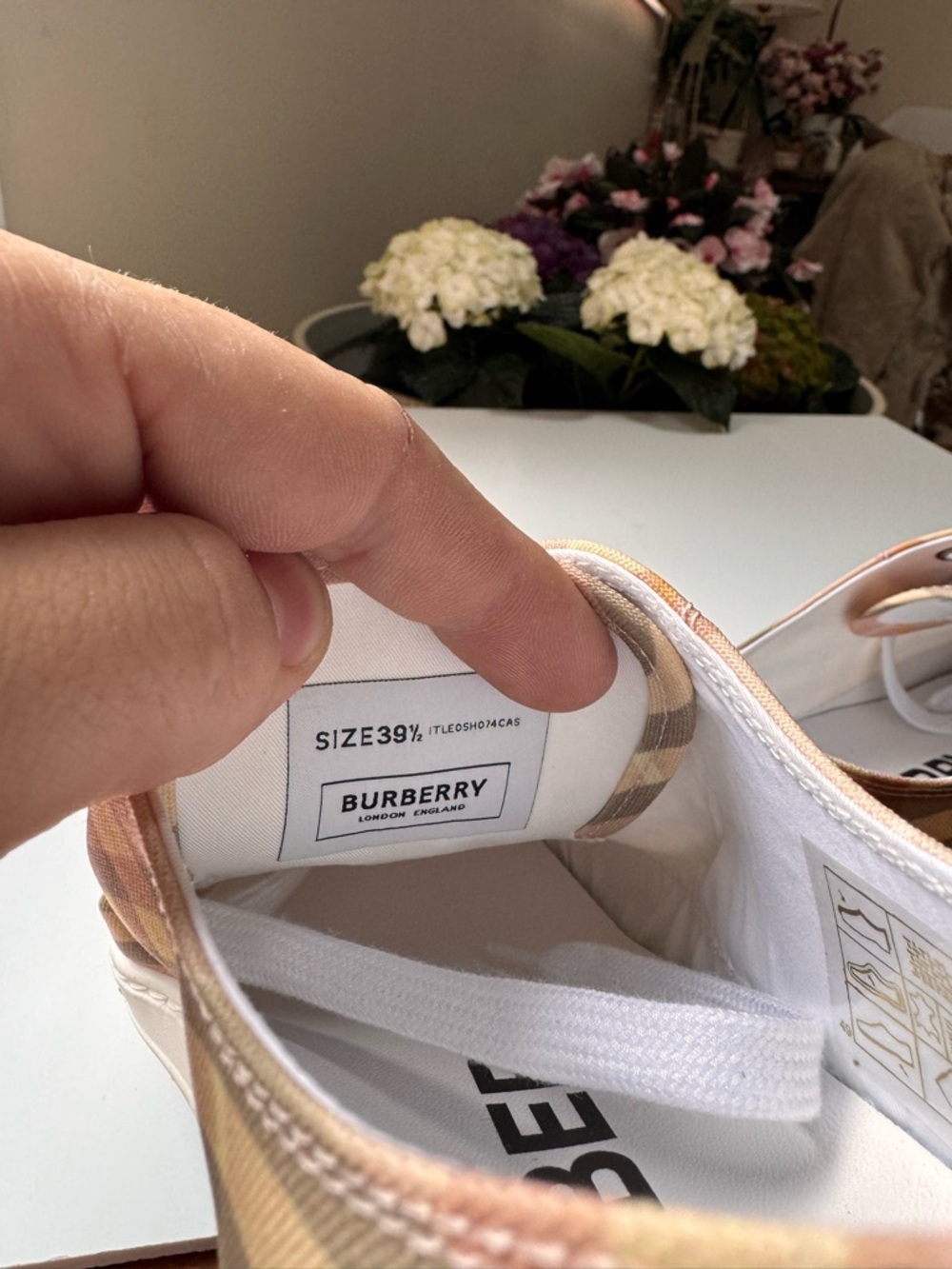 Burberry Check Platform Sneakers – Size EU 39.5 (Fits ~40) – Made in Italy - Picture 11 of 11